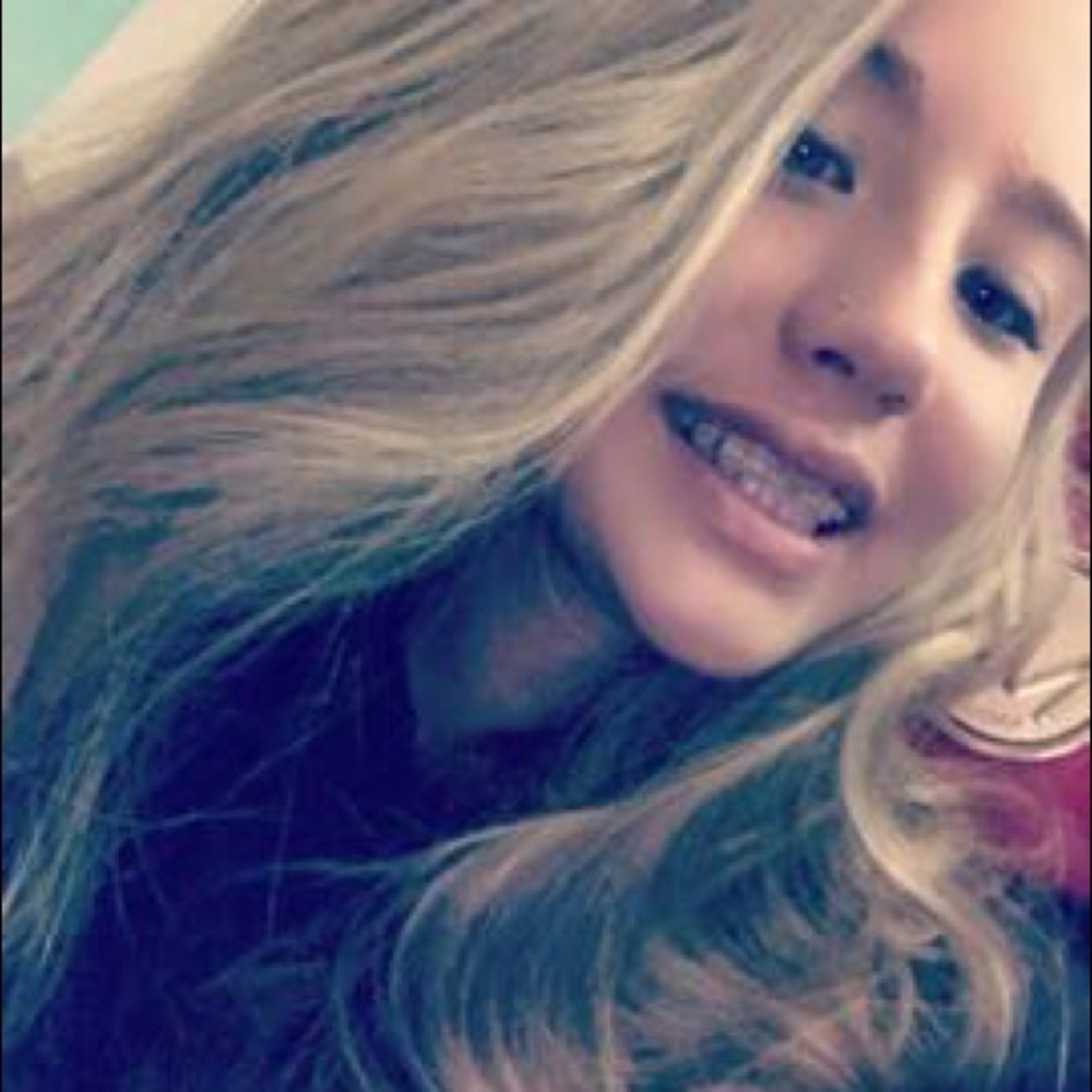 Meet your Posher, Layla